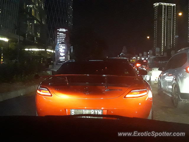 Mercedes SLS AMG spotted in Serpong, Indonesia