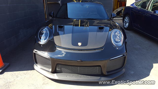 Porsche 911 GT2 spotted in Toronto, Canada