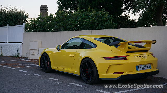Porsche 911 GT3 spotted in Les Issambres, France