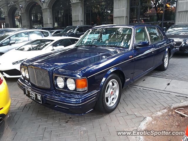 Bentley Turbo R spotted in Jakarta, Indonesia