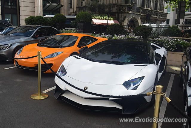 Mclaren MP4-12C spotted in London, United Kingdom