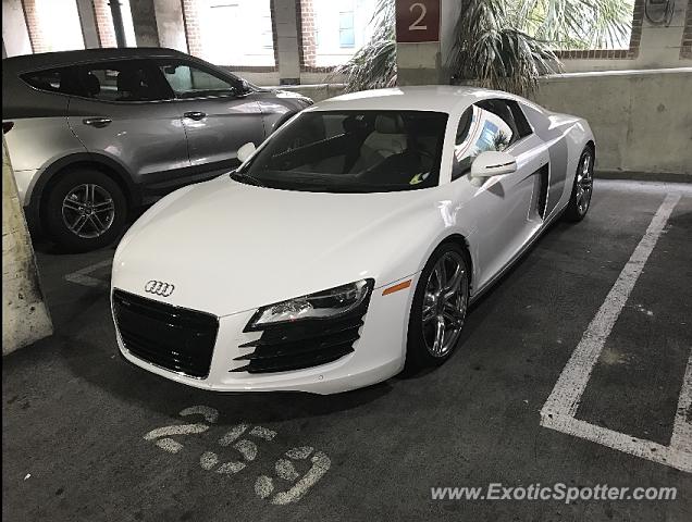 Audi R8 spotted in Morris Town., New Jersey