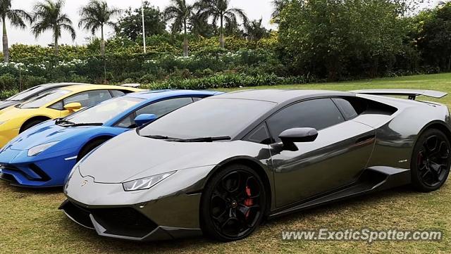 Lamborghini Aventador spotted in Los Angeles, California