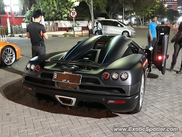 Koenigsegg CCX spotted in Jakarta, Indonesia