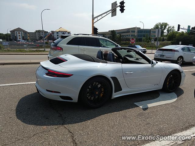 Porsche 911 spotted in Wayzata, Minnesota