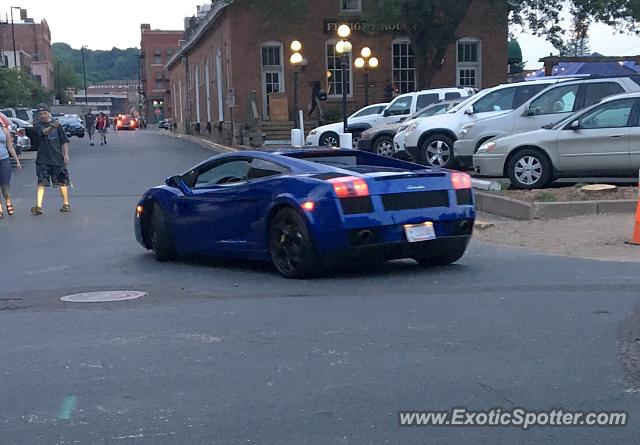 Lamborghini Gallardo spotted in Stillwater, Minnesota