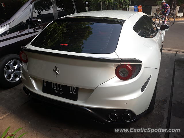 Ferrari FF spotted in Jakarta, Indonesia
