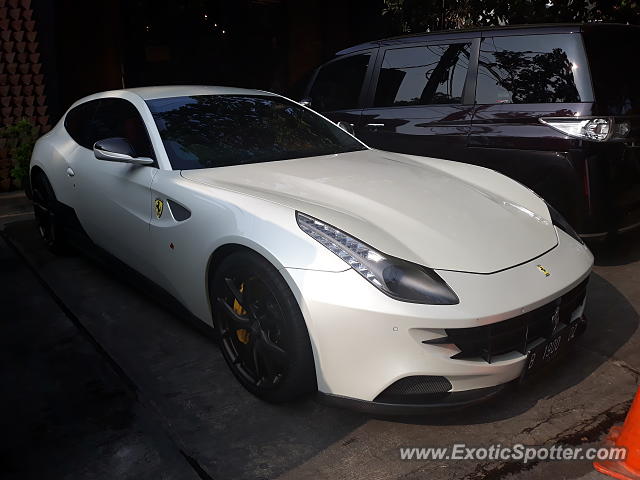 Ferrari FF spotted in Jakarta, Indonesia