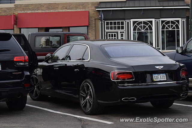Bentley Flying Spur spotted in Wayzata, Minnesota