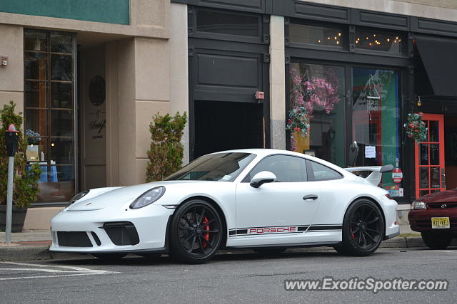 Porsche 911 GT3 spotted in Ridgewood, New Jersey