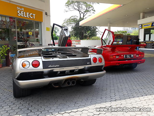 Lamborghini Diablo spotted in Jakarta, Indonesia on 09/16 ...