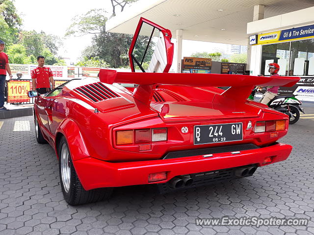 Lamborghini Countach spotted in Jakarta, Indonesia