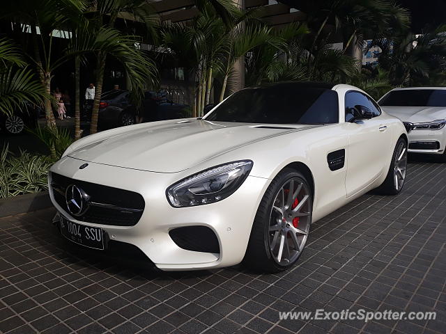 Mercedes AMG GT spotted in Jakarta, Indonesia