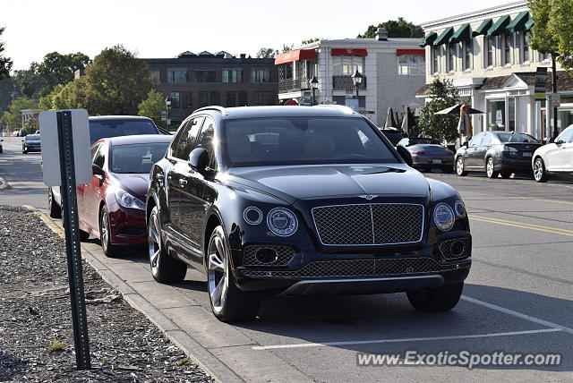 Bentley Bentayga spotted in Wayzata, Minnesota