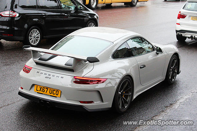 Porsche 911 GT3 spotted in London, United Kingdom