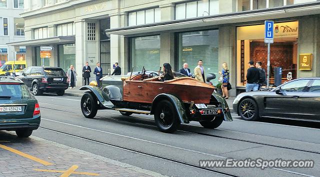 Rolls-Royce Ghost spotted in Zurich, Switzerland