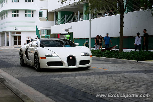 Bugatti Veyron spotted in Miami Beach, Florida