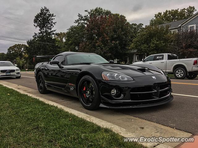 Dodge Viper spotted in Afton, Minnesota