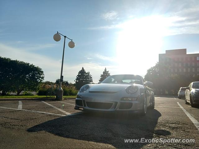Porsche 911 GT3 spotted in Golden Valley, Minnesota
