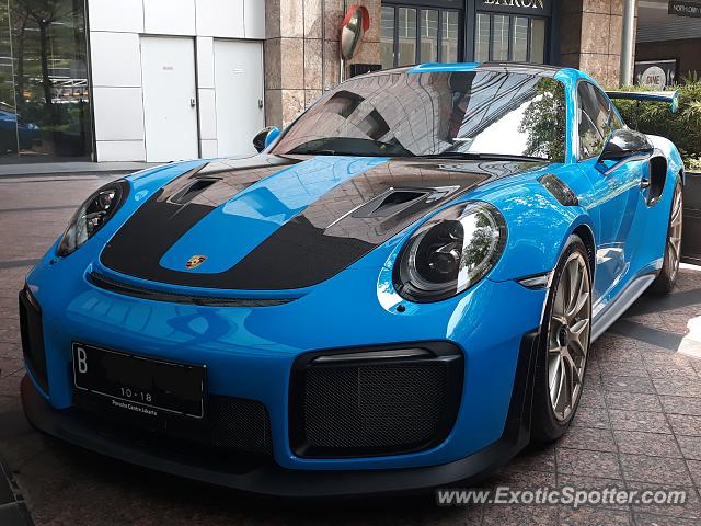 Porsche 911 GT2 spotted in Jakarta, Indonesia
