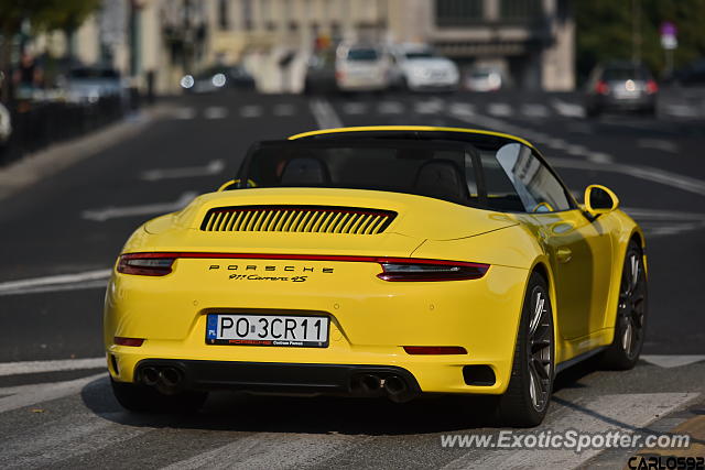 Porsche 911 spotted in Warsaw, Poland
