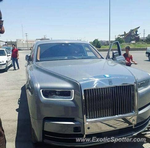 Rolls-Royce Phantom spotted in Tehran, Iran