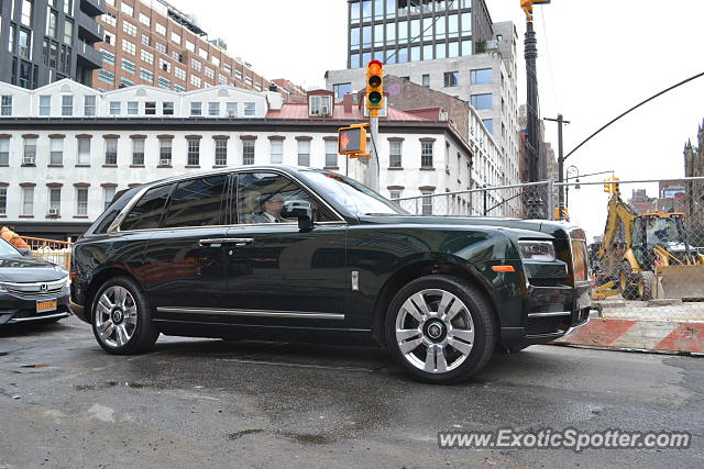 Rolls-Royce Cullinan spotted in Manhattan, New York