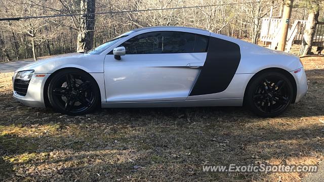 Audi R8 spotted in Amicalola Falls, Georgia