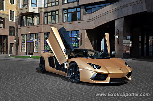 Lamborghini Aventador spotted in Kiev, Ukraine