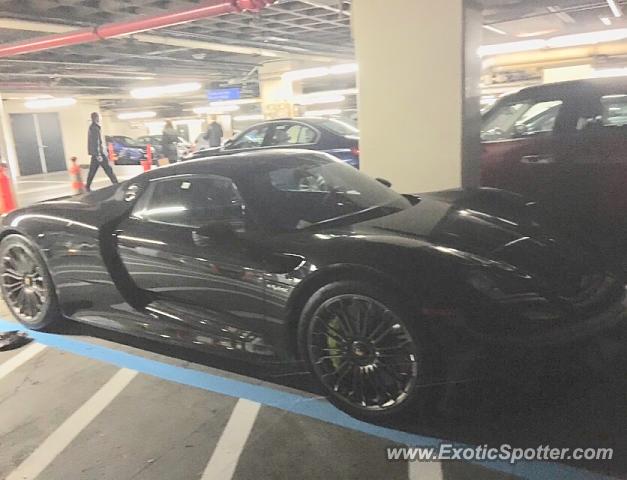 Porsche 918 Spyder spotted in Manhattan, New York
