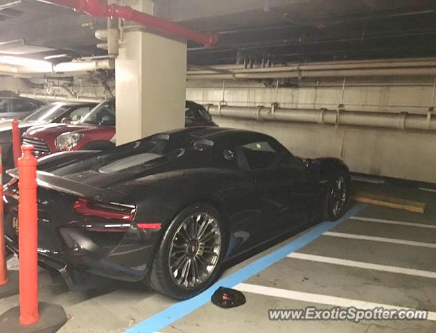 Porsche 918 Spyder spotted in Manhattan, New York
