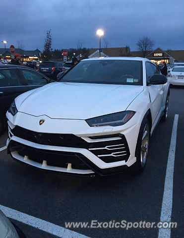 Lamborghini Urus spotted in Manhattan, New York