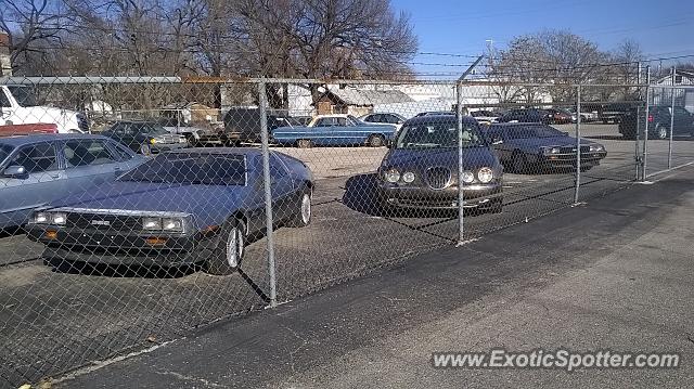 DeLorean DMC-12 spotted in Witchita, Kansas