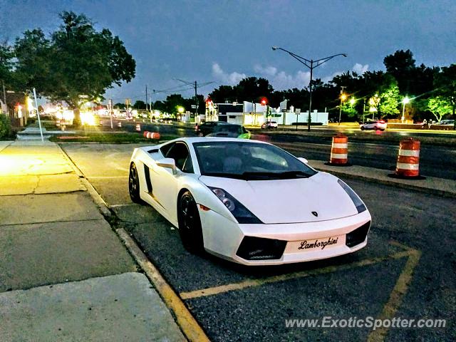 Lamborghini Gallardo spotted in Detroit, Michigan