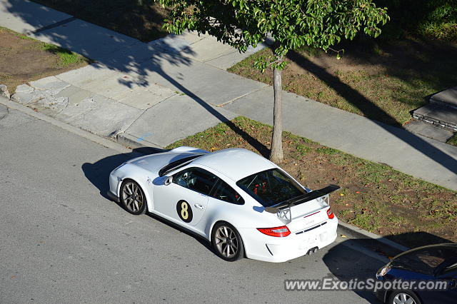 Porsche 911 GT3 spotted in Los Angeles, California