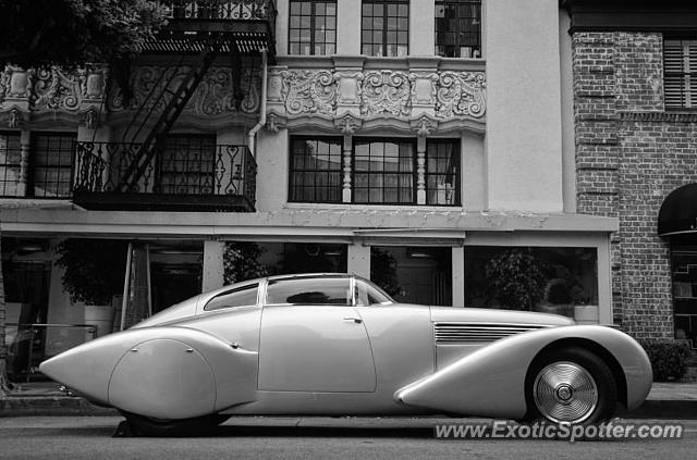 Other Vintage spotted in Beverly Hills, California