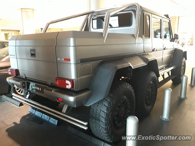 Mercedes 6x6 spotted in Kuala Lumpur, Malaysia