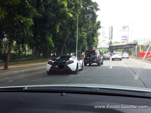 Mclaren MP4-12C spotted in Jakarta, Indonesia