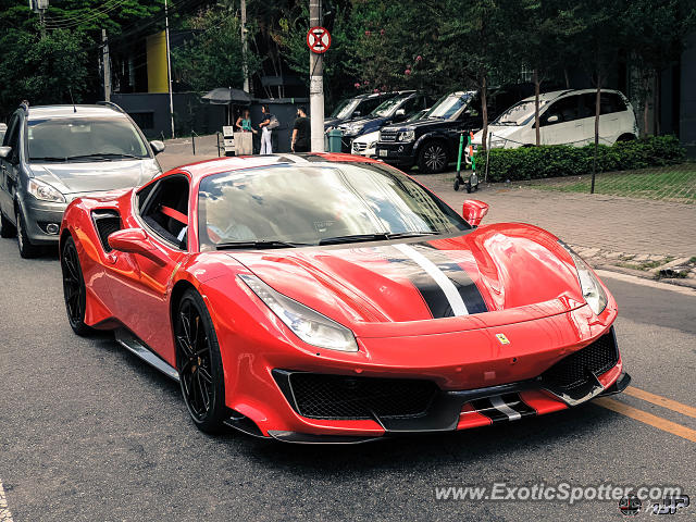 Ferrari 488 GTB spotted in São Paulo, Brazil