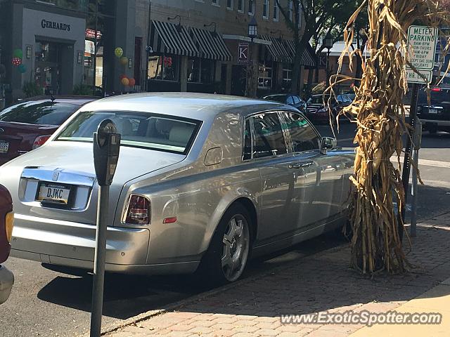 Rolls-Royce Phantom spotted in Glenside, Pennsylvania
