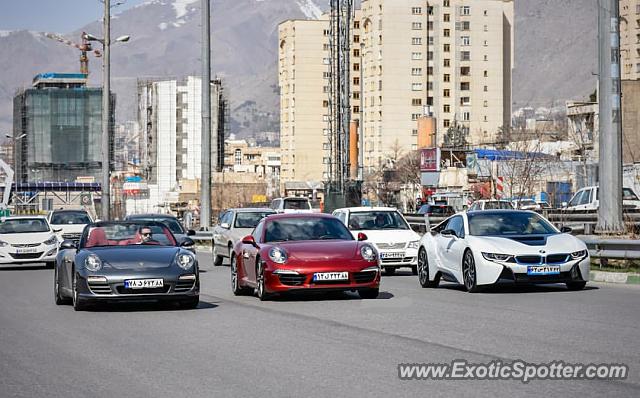 Porsche 911 spotted in Tehran, Iran