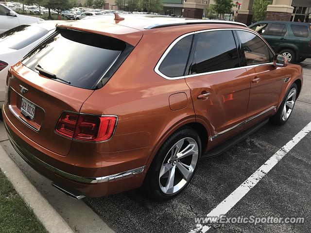 Bentley Bentayga spotted in Barrington, Illinois
