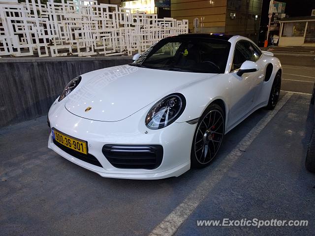 Porsche 911 Turbo spotted in Yarka, Israel