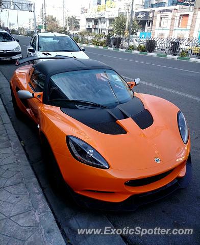 Lotus Elise spotted in Tehran, Iran