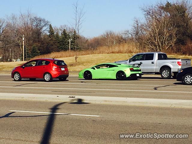 Lamborghini Gallardo spotted in Apple valley, Minnesota