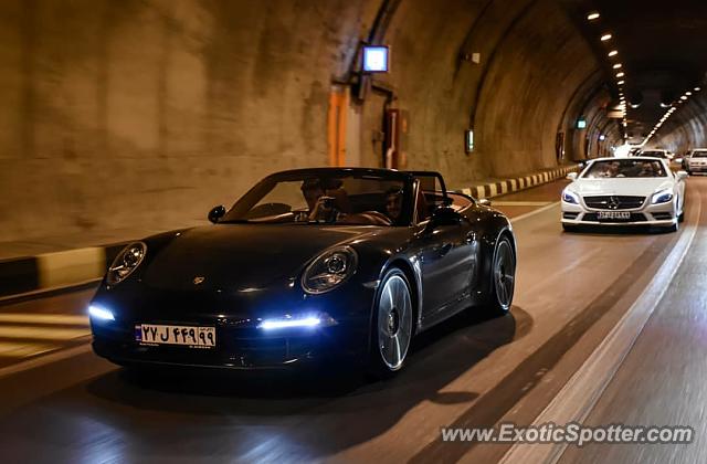 Porsche 911 spotted in Tehran, Iran