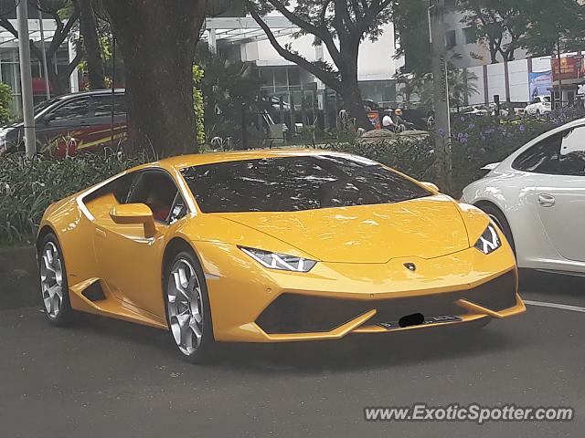 Lamborghini Huracan spotted in Tangerang, Indonesia