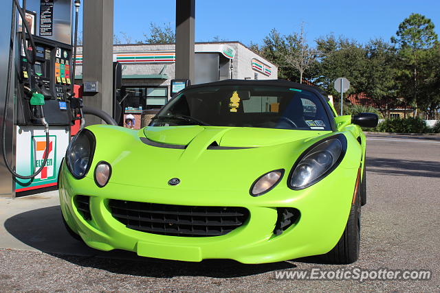 Lotus Elise spotted in Riverview, Florida