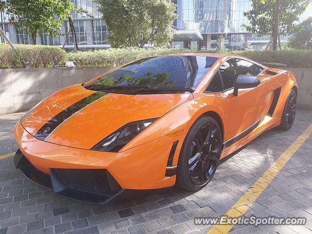Lamborghini Gallardo spotted in Jakarta, Indonesia