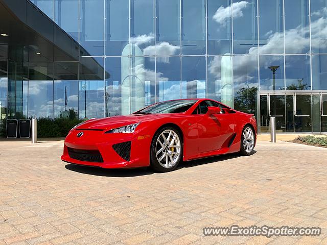 Lexus LFA spotted in Plano, Texas